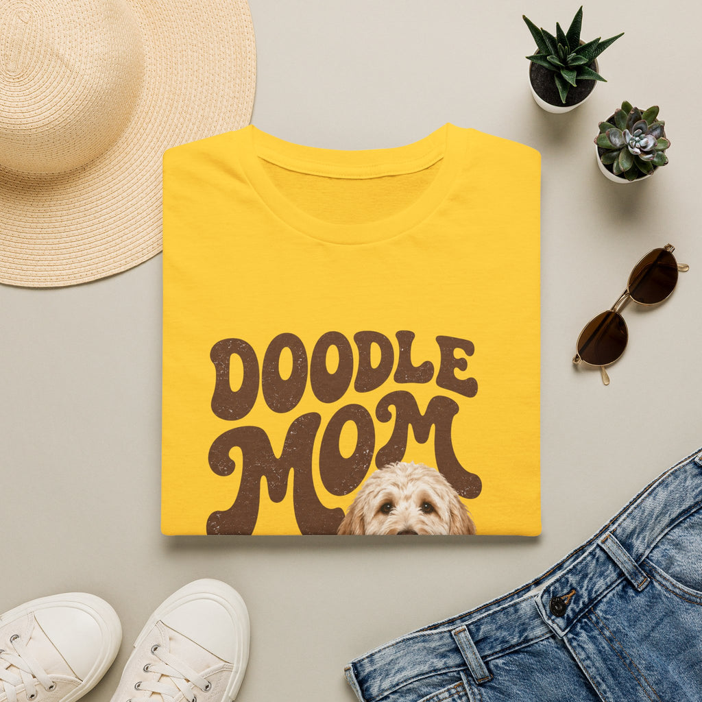 Retro Doodle Mom T-Shirt - Groovy style. Doodle love. Momma pride.